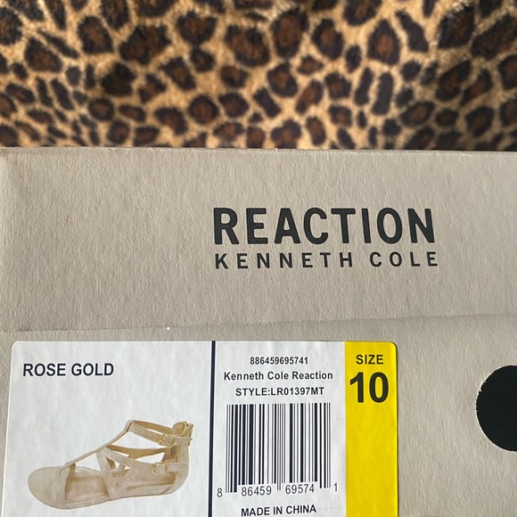 Kenneth Cole Reaction Metallic Gladiator Sandals 10 New in Box - Picture 3 of 4